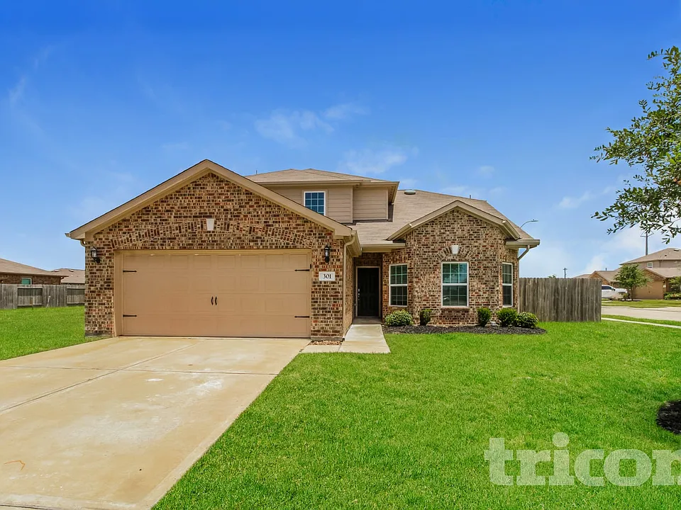301 Summer Horse Dr