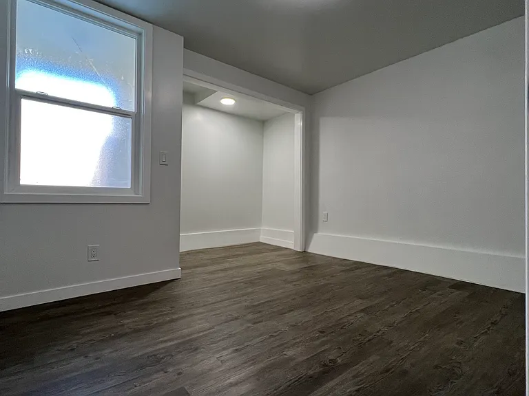 143 W Moltke St — Photo 2