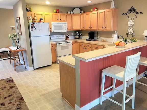 4th image of 10063 S Crossroad Cir SE