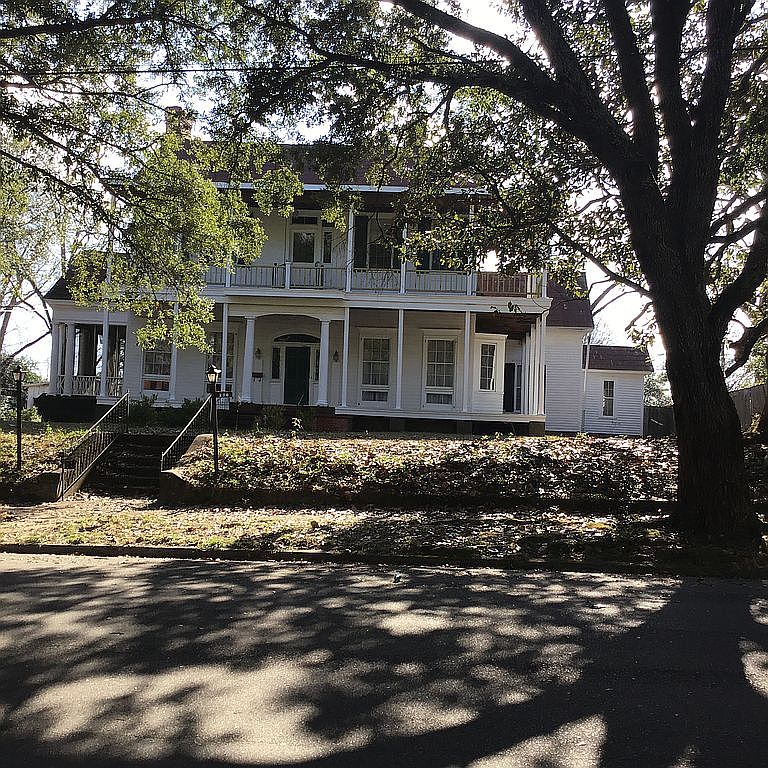 206 Chunnenuggee Ave, Union Springs, AL 36089 Zillow