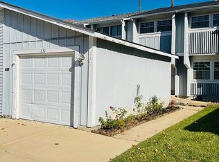 232 Karen Cir, Bolingbrook, IL