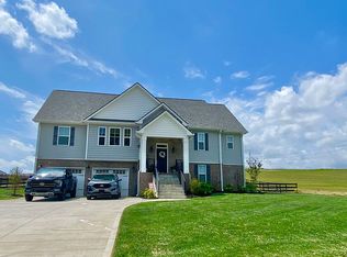 4096 Chapel Hill Rd, Clarksville, TN 37040