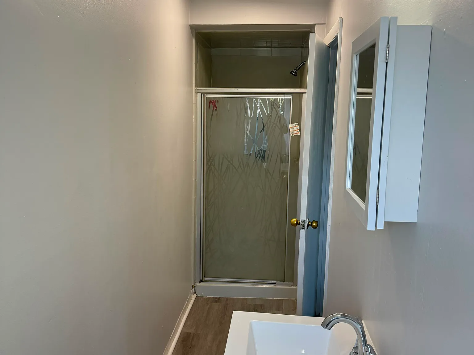 2 bed, 750 sqft, $2,200 — Photo 4