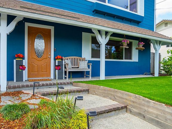 3rd image of 280 Devon Drive