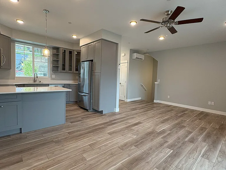 3623 Sussex Dr — Photo 1