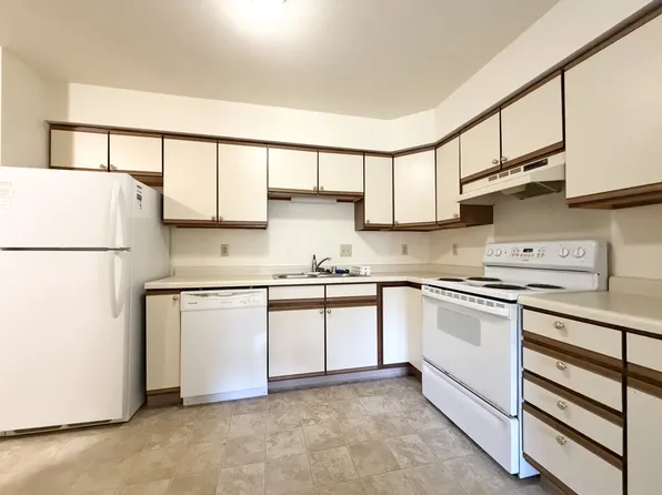 913 Acewood Blvd, Madison, WI
