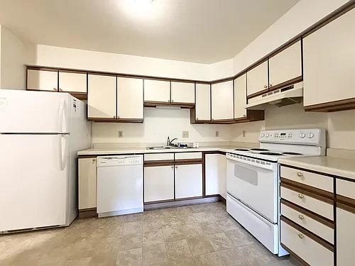 913 Acewood Blvd #102 Photo 1