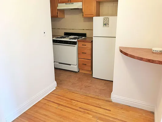 Rented by Joe Gotham LTD | media 4