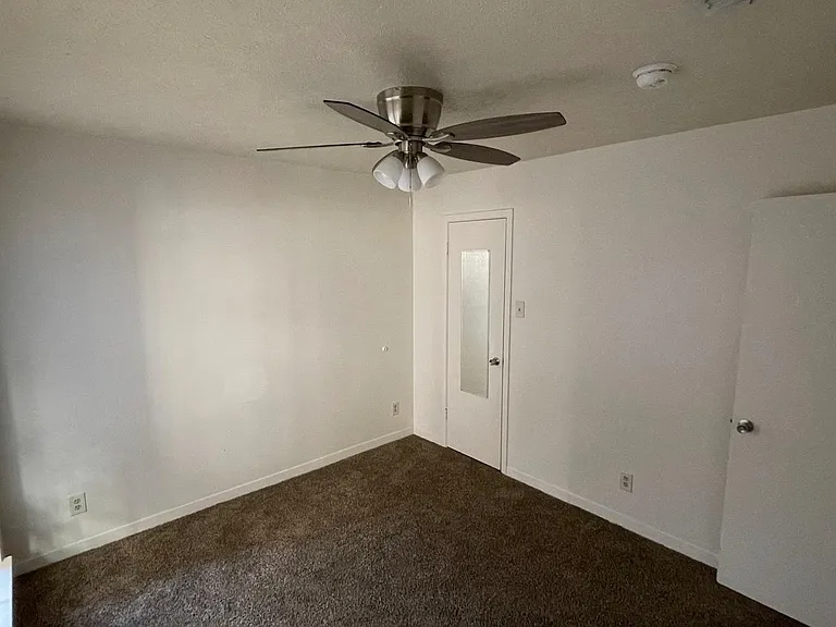 1723 Utah Ave — Photo 3