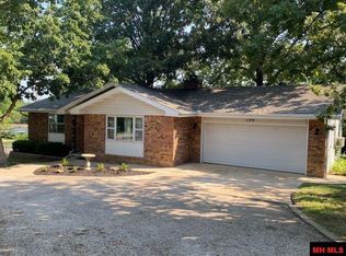 199 Chaperal Dr, Mountain Home, AR 72653
