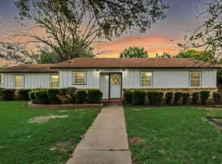 1108 Springdale Rd, Bedford, TX 76021