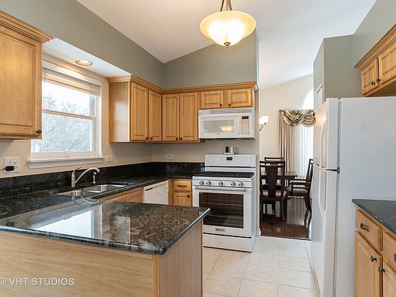 4th image of 1180 Winding Glen Dr