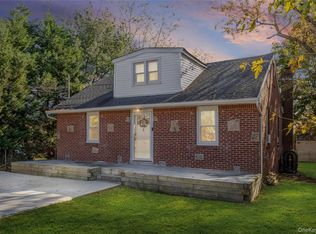 8 Edgewater Drive, Mastic Beach, NY 11951