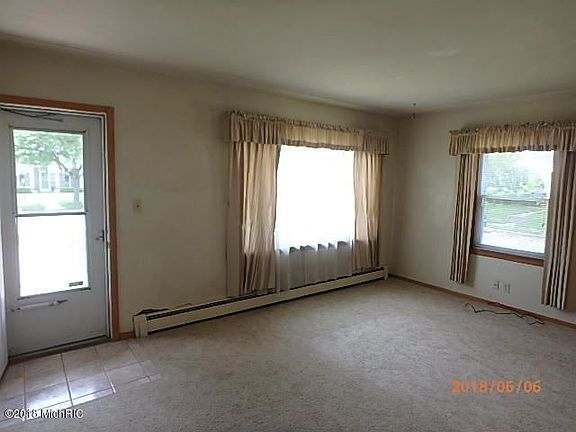 4th image of 84 Piper Ave