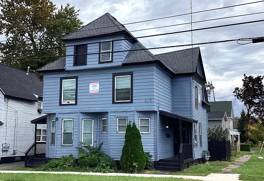 Building Photo - 315 Walnut Ave #3