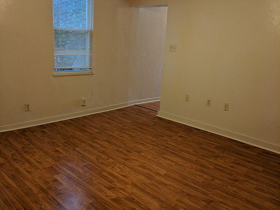 5th image of 130 S 19th St #1