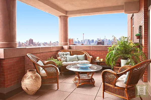 Sold by Halstead Real Estate | media 5