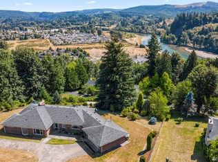 136 View Point Dr, Longview, WA 98632