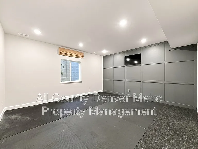 9395 Antero St — Photo 40
