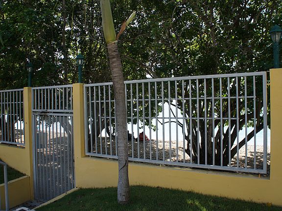 Beach access gate