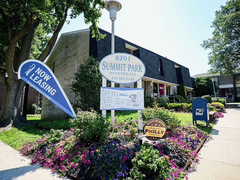Summit Park — Photo 19