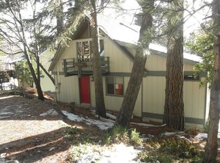 31389 Lightfoot Way, Running Springs, CA 92382