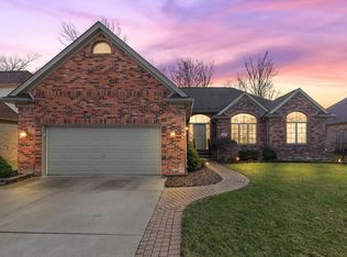 16110 Vista Woods Ct, Clinton Township, MI 48038