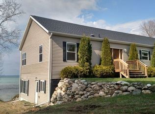 8841 Birchview Dr, Williamsburg, MI 49690