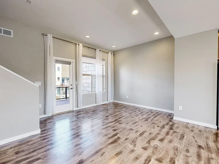 9076 E 50th Ave — Photo 12