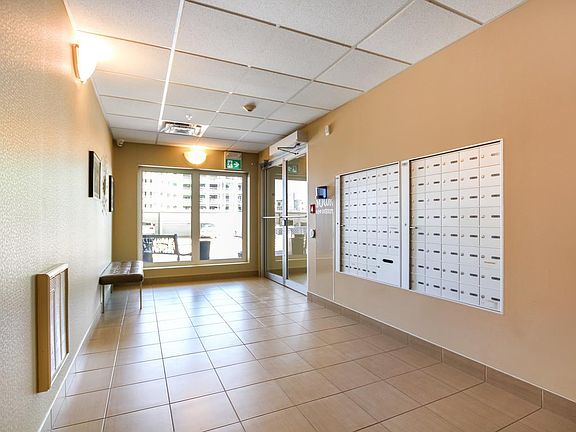 5th image of 775 Sterling Lyon Pkwy #401