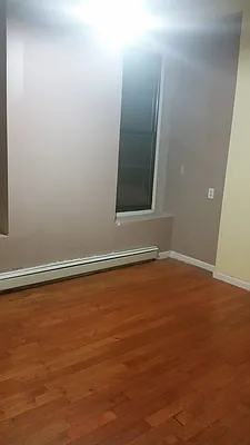 Rented by Space Link Realty | media 10