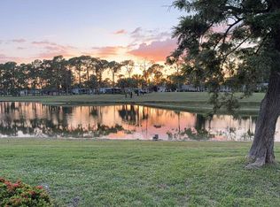 3914 Santa Clara Ln, North Fort Myers, FL 33903