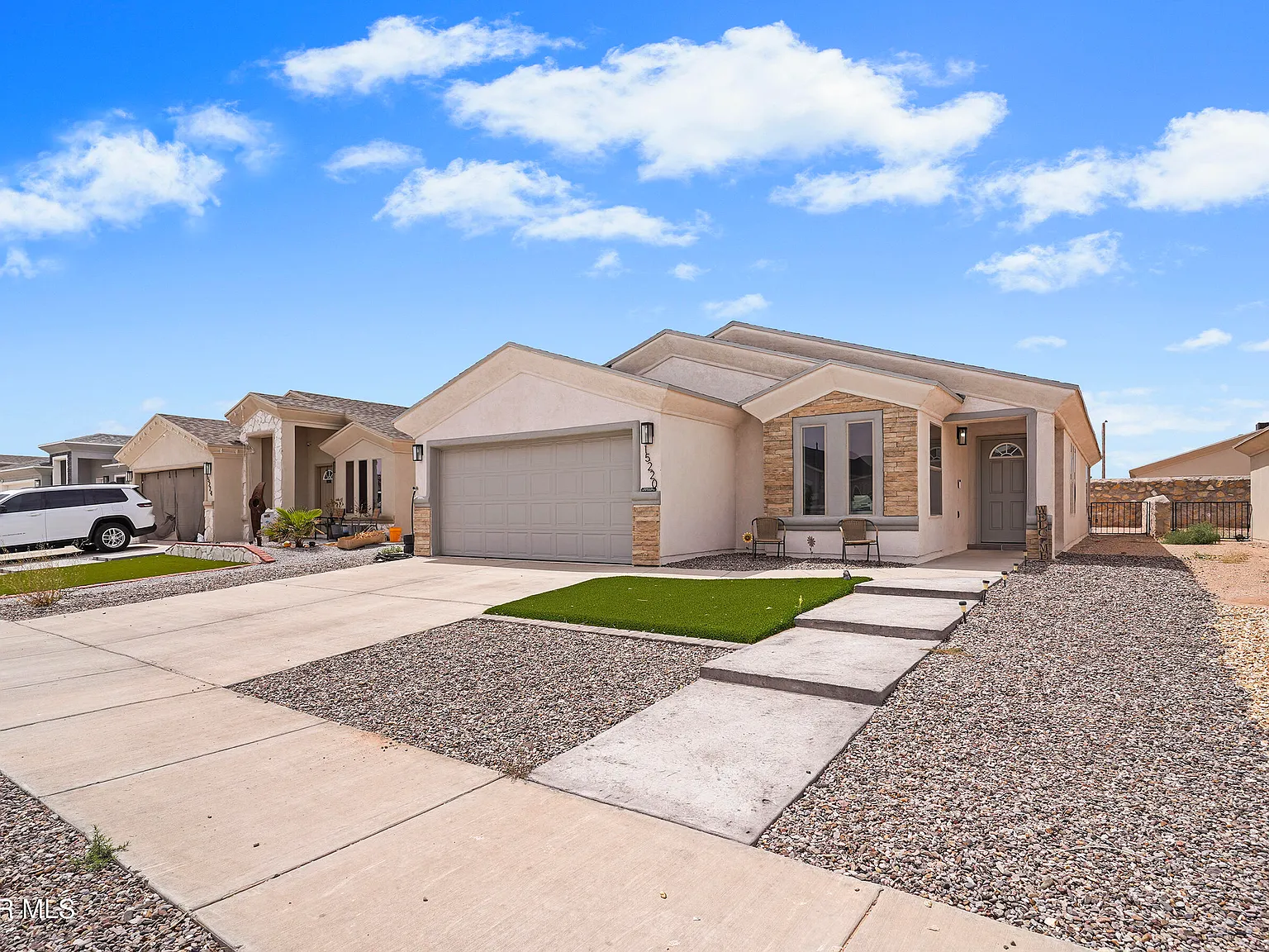 3 bed, 2.5 bath, 1466 sqft, $1,950 — Photo 3