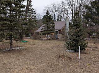 184 Yellow Pine Cir, Cadillac, MI 49601