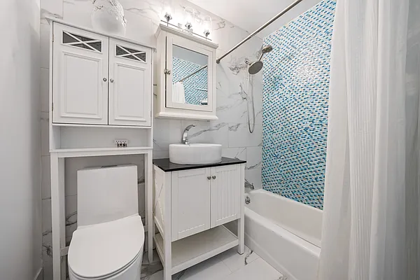 Sold by Corcoran | media 7