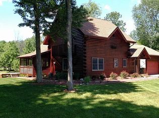 10270 Kings Ct, Canadian Lakes, MI
