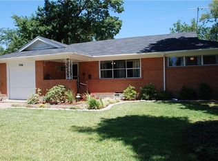 1326 Bluebird Ln, Garland, TX 75042