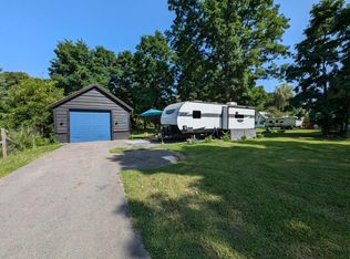 1198 Middle Rd, Willsboro, NY 12996