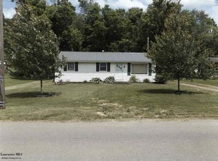 625 S State St, Crooksville, OH 43731
