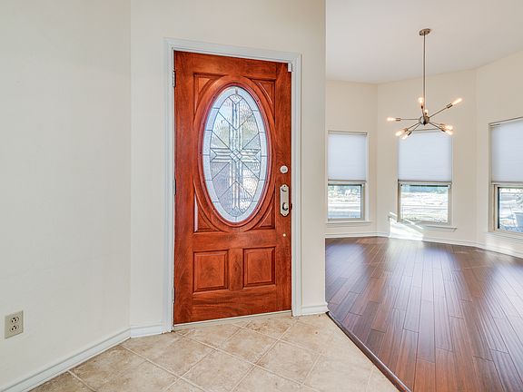 3rd image of 2207 Baltic Ave