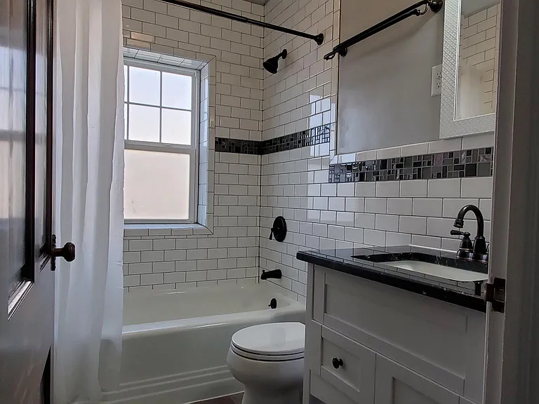 138 Elmwood Dr — Photo 9