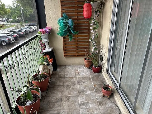 4147 NW 90th Ave #207 — Photo 8