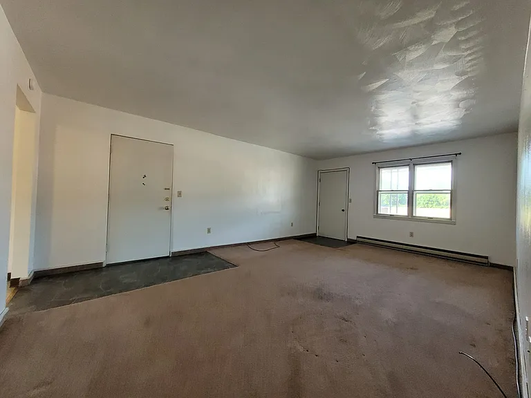 266 Hinkley Dr #3 — Photo 7