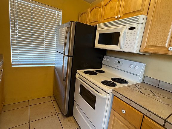 2nd image of 3608 E Lee St APT 6