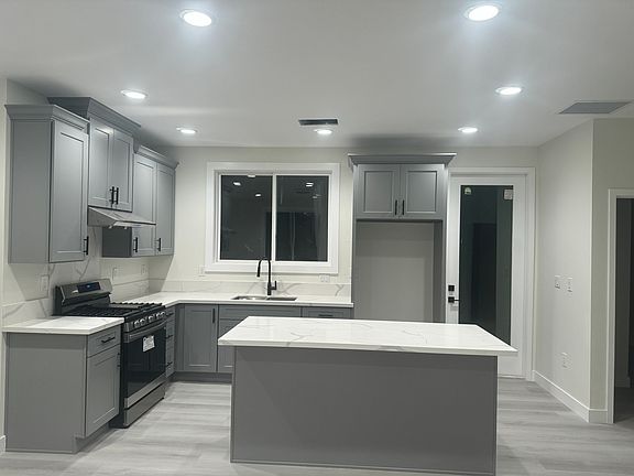 5th image of 14344 Riata St