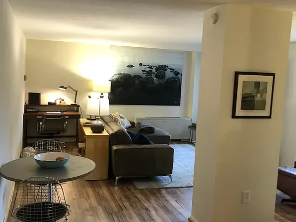 (undisclosed Address), Arlington, VA 22204