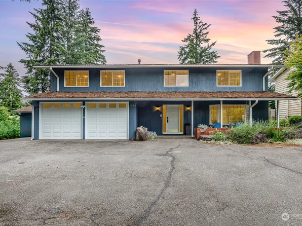 4220 88th Avenue SE, Mercer Island, WA 98040