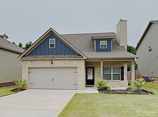 1073 Hartwell Rd, Locust Grove, GA 30248