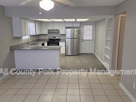 4th image of 4944 Malibu Ct
