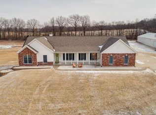 205 Crooked Creek Rd, Troy, MO 63379
